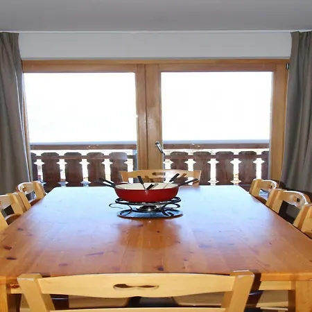 아파트 Near Centre Of The Village